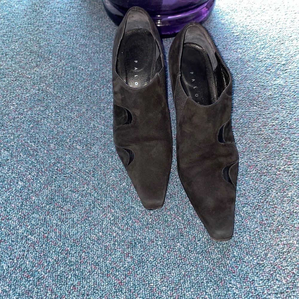 High heel booties